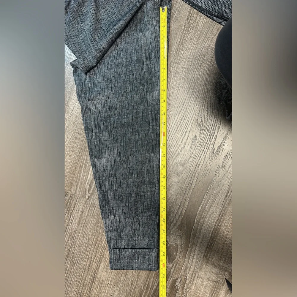 Lululemon Jet Crop *Print - Picture 12 of 12